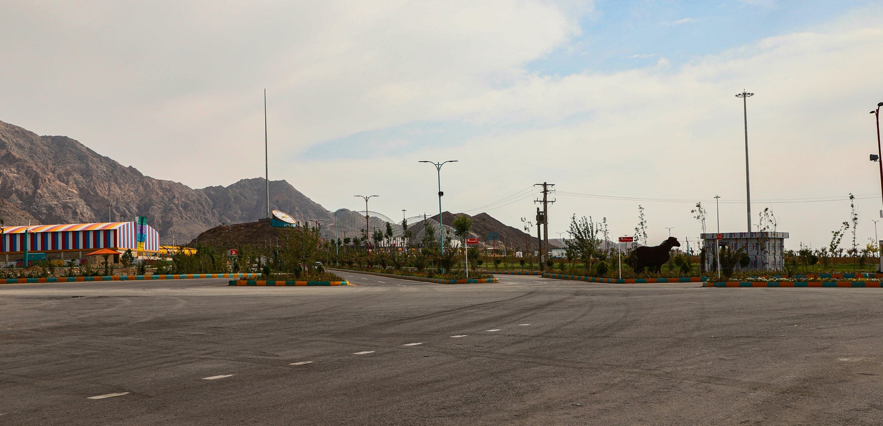 پروژه اجرای معابر سایت دهکده گردشگری گل‌گهر