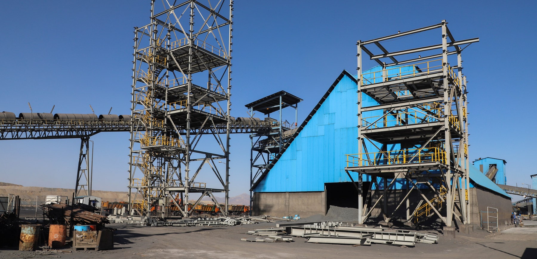 پیش‌فراوری خوراک ورودی خط چهارم تولید کنسانتره گل‌گهر