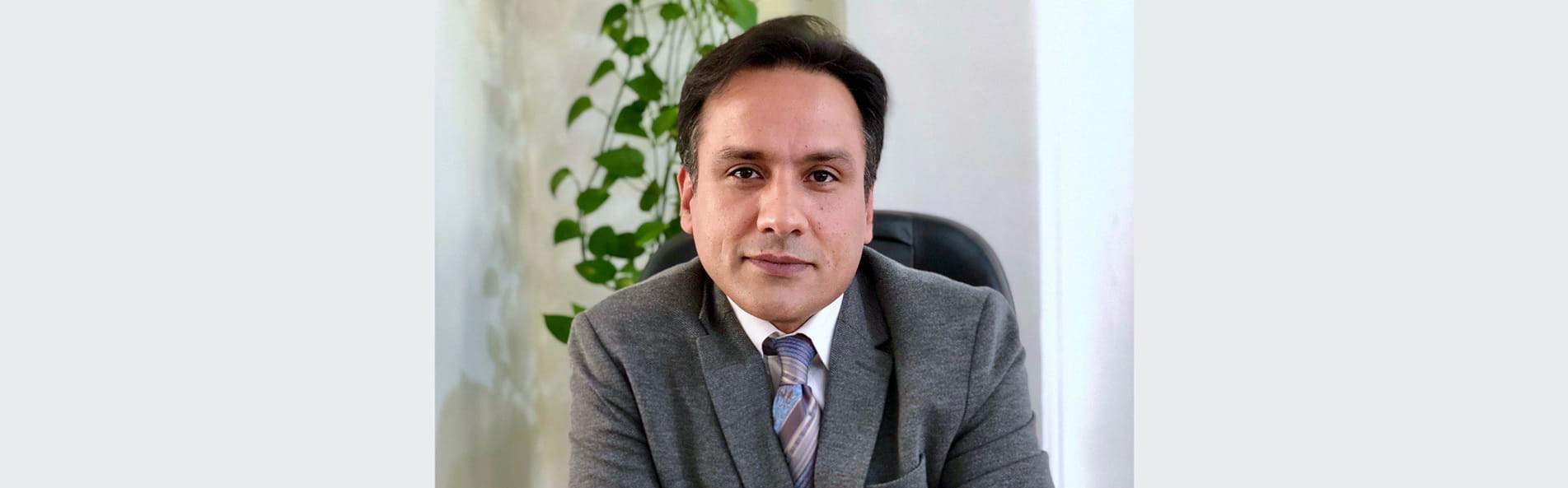 مرتضی اسفندیاری صدق